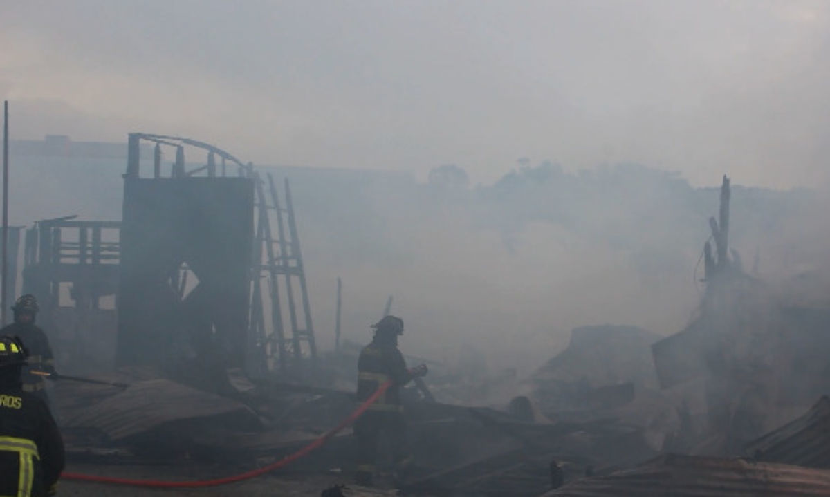 Completamente destruido en incendio resultó colegio de Ancud