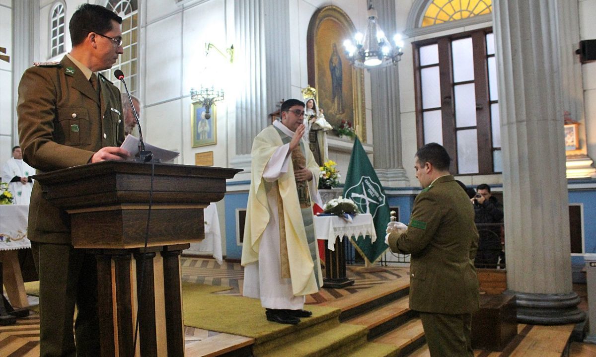 Carabineros conmemora el Día del Mártir con misa en catedral de Puerto Montt