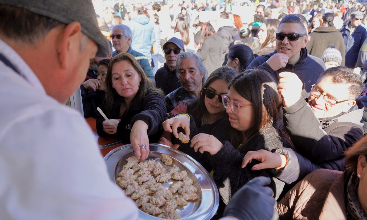 Con sabrosas degustaciones comenzó la primera versión de la “Semana del Salmón” en Puerto Montt