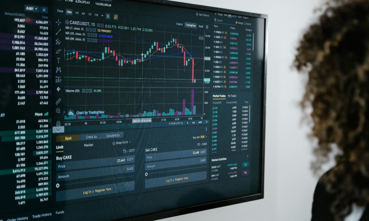 Estudio Ipsos revela leve mejora de la percepción sobre la situación económica actual, pero expectativas no repuntan