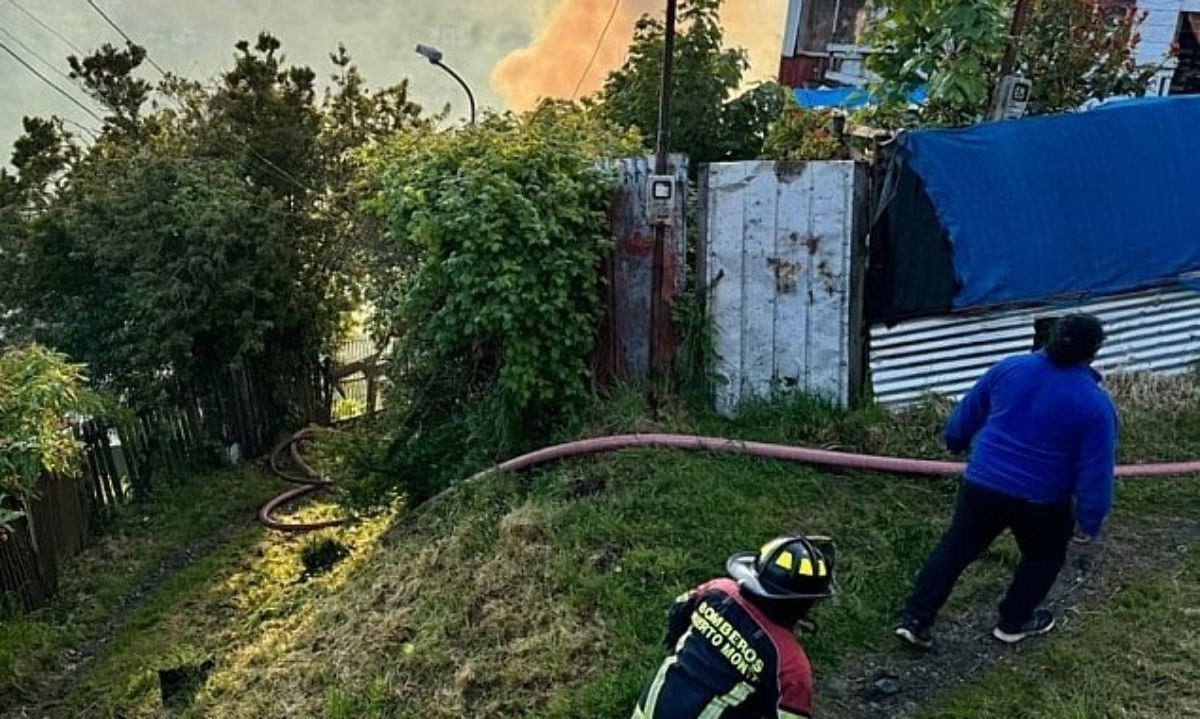 Nueva víctima fatal y bomberos lesionados dejó incendio en ladera de Puerto Montt