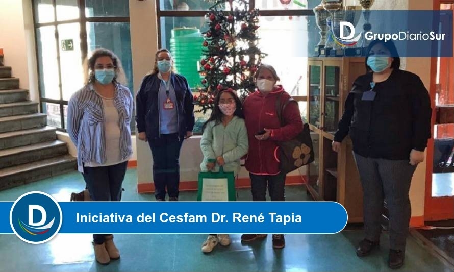 Cesfam de Castro llevó la navidad a niños y familias usuarias